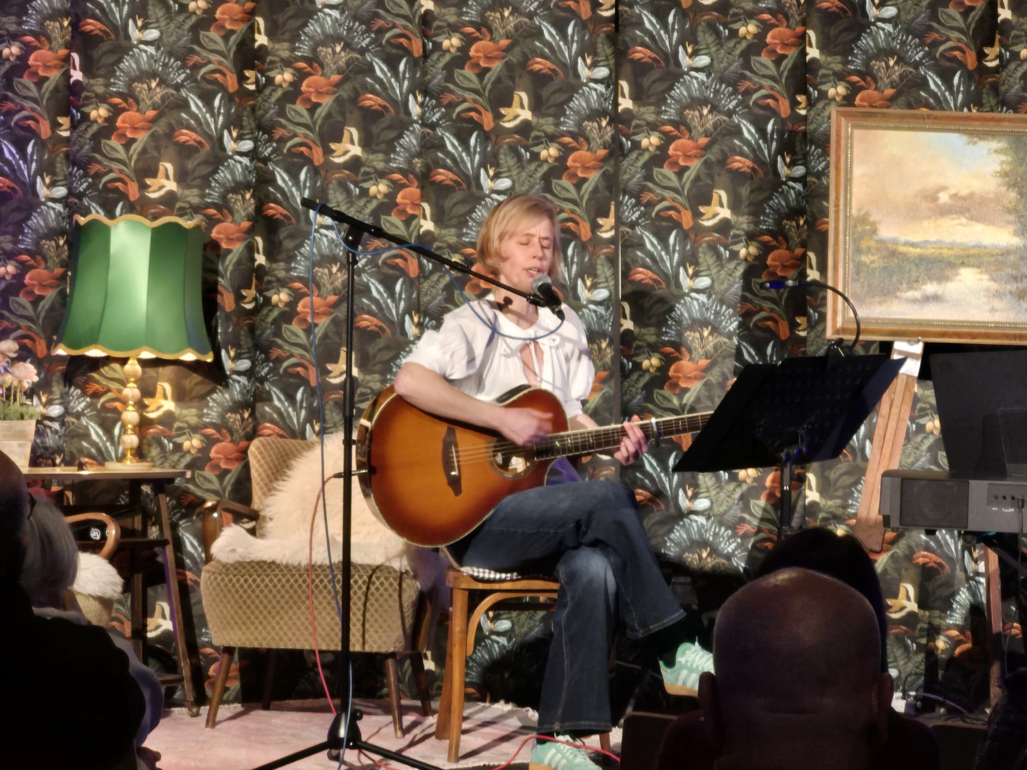 Kristina Wagner an der Gitarre